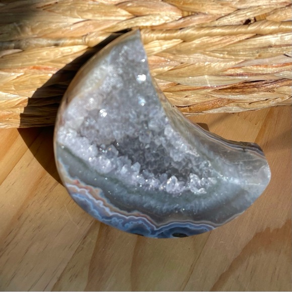 Amethyst moon with druzy - Picture 16 of 16